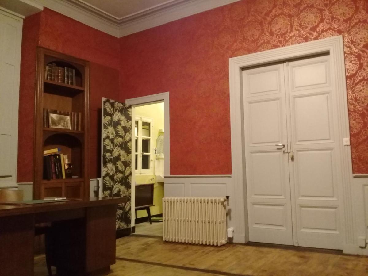 Bazar Du Nouveau Siecle Монрежо Екстер'єр фото
